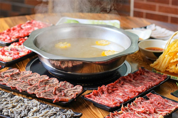 潮汕大眼牛肉火锅加盟