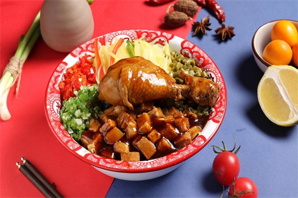 回味剁椒牛油拌饭