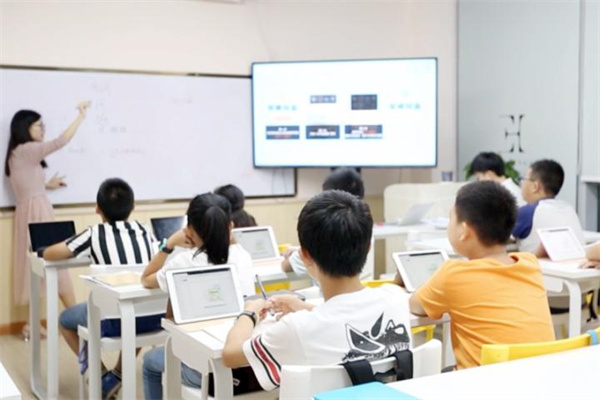 学梯教育加盟