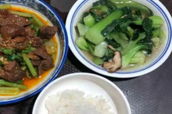 好胜客大食堂加盟