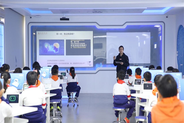 学梯教育加盟