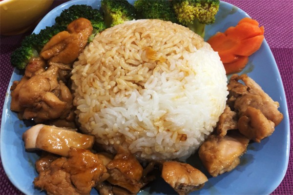 最鸡秘口水鸡烧肉饭