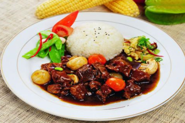 大佬牛腩饭加盟