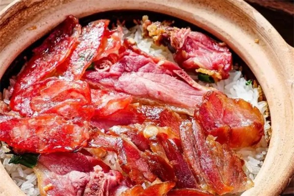 黄鼠狼煲仔饭加盟