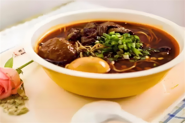 杨掌柜牛杂面加盟