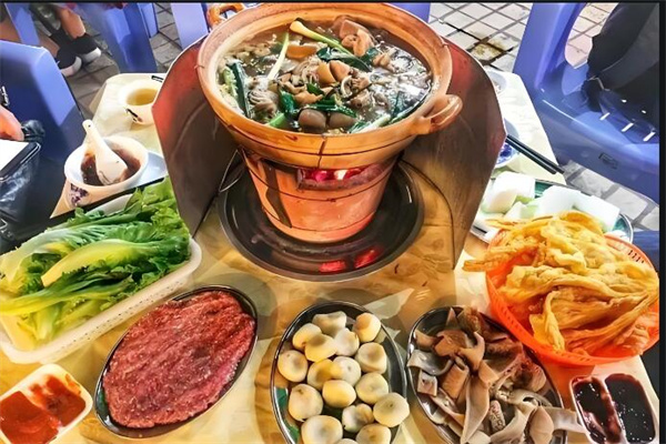 阿坤老火锅j