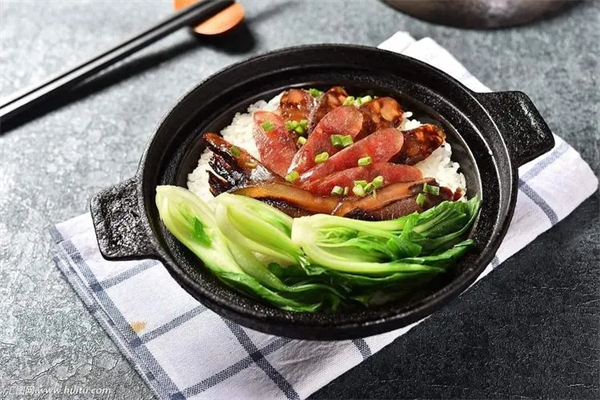 优米粒煲仔饭加盟