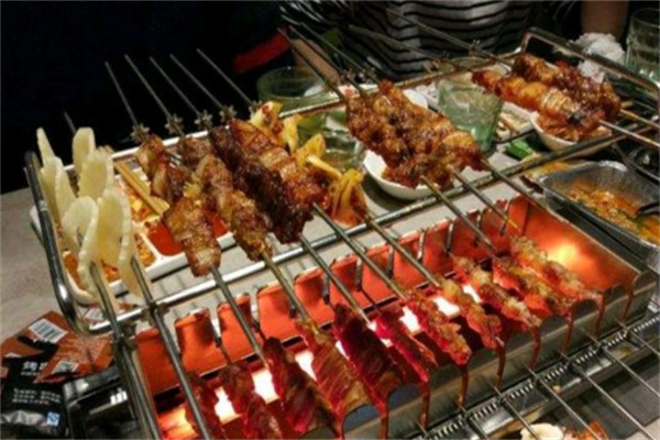 马路边烤肉