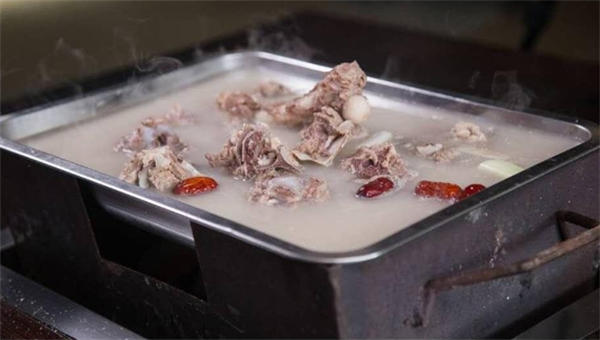 符氏鲜羊肉碳炉