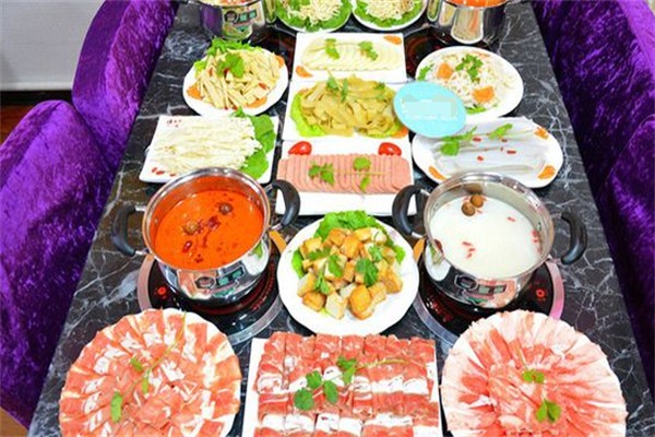 鲜煮艺特色火锅