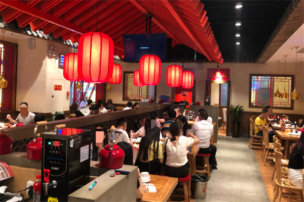 /1688香辣虾主题火锅