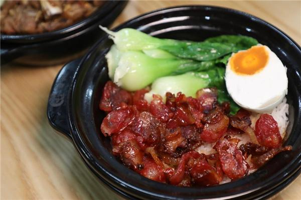蔚记煲仔饭加盟