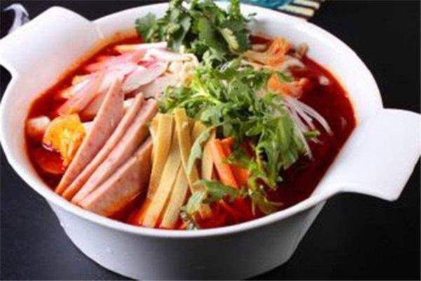 鸿鼎麻辣烫