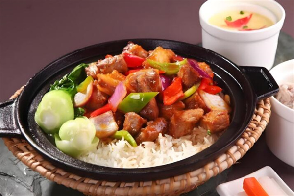 星港记烧腊咖喱煲仔饭