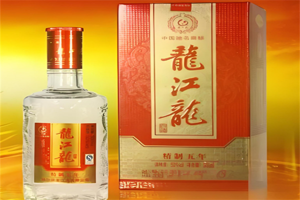 龙江龙白酒
