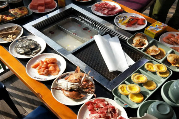 亿好客自助火锅烤肉