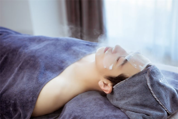 蓝廷锋尚男士美容