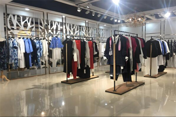 淘天下女装店