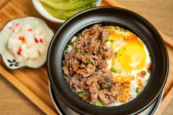 壹家煲仔饭