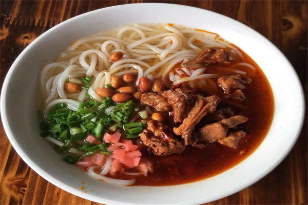 三鲜堂辣鸡粉