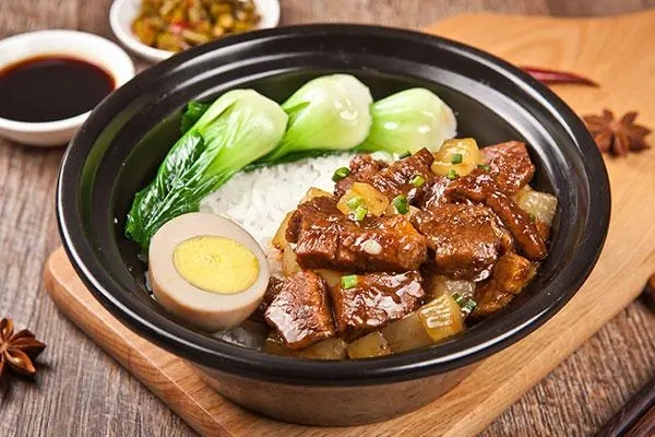 斌仔煲仔饭馆招商加盟