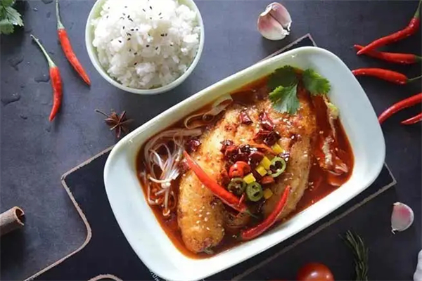 鱼跃烤鱼饭