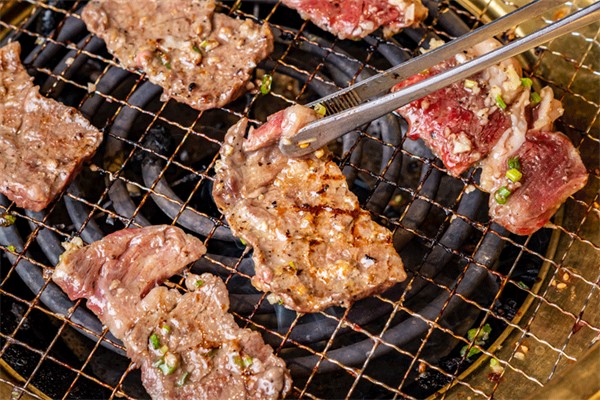 极炙·精致炭火烤肉