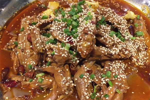 吮客鸭爪爪