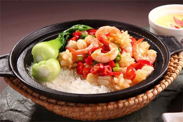 够呛煲仔饭加盟