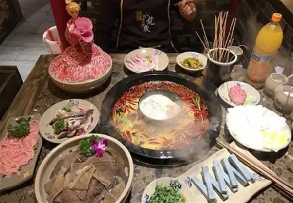 新艺自助火锅