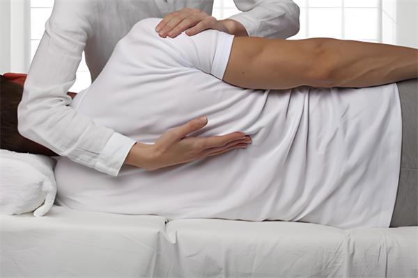 苗医疼痛理疗