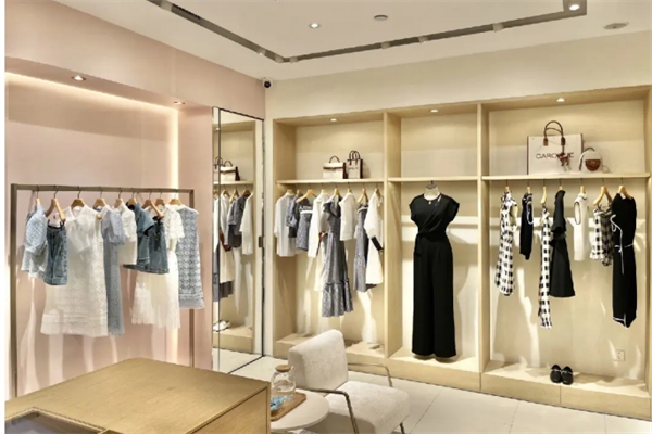 卡娜服装店