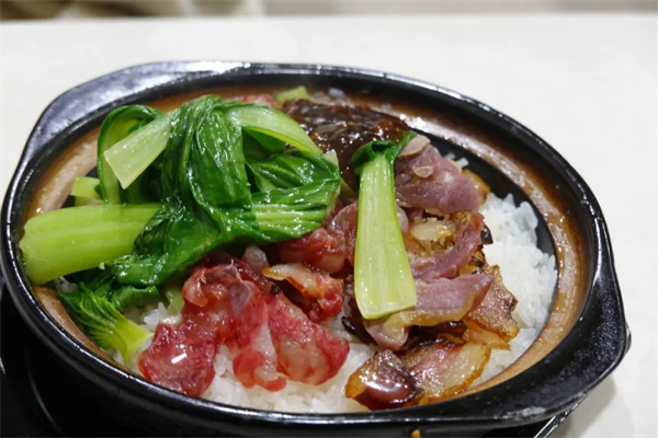 天记煲仔饭