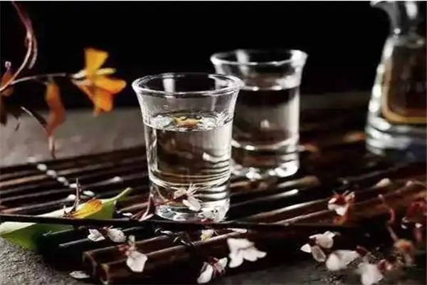 洞茅白酒加盟