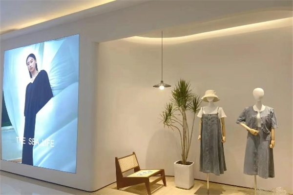 卡娜服装店
