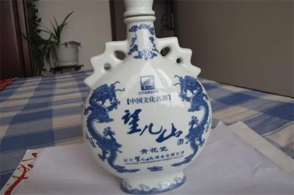 望儿山白酒