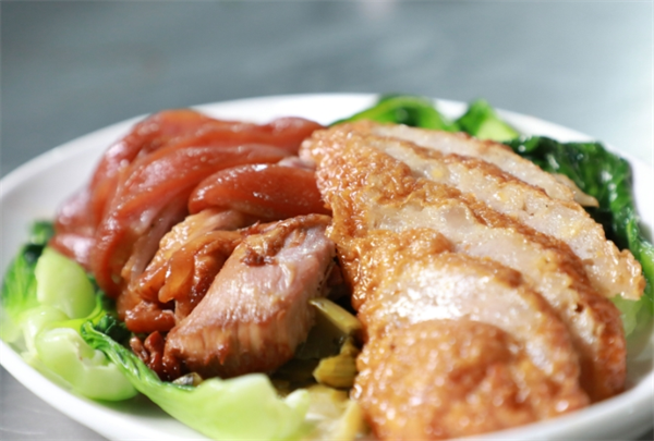 老龙猪脚饭