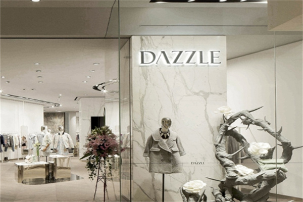 dazzle地素
