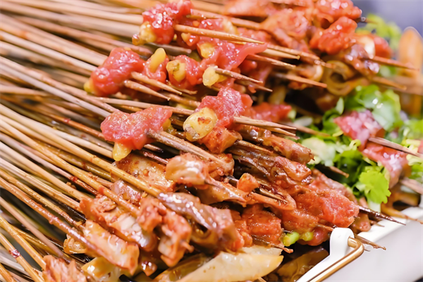 小腒肝串串香
