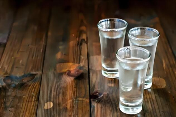 锦美源白酒