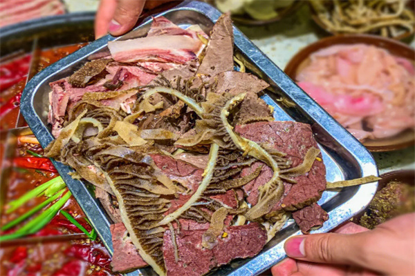 庞幺哥牛杂火锅店