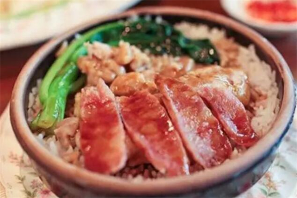 新记港式煲仔饭