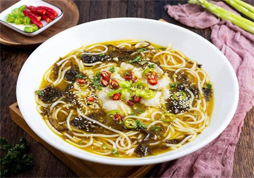 珈悦酸菜鱼米线加盟