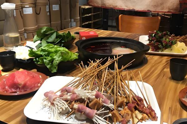 轩货牛肉串串香
