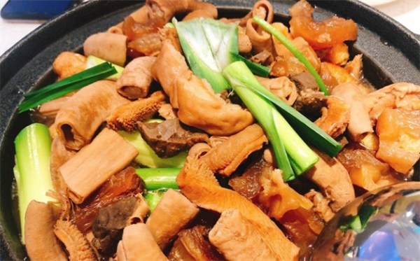 肥家牛庄砂锅牛杂煲