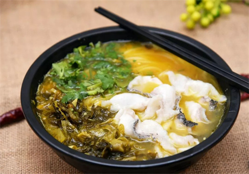 珈悦酸菜鱼米线加盟