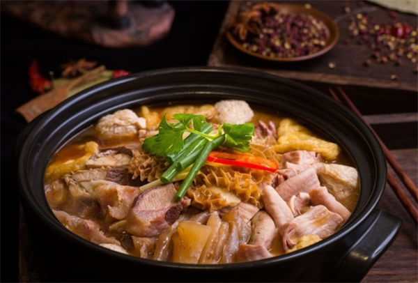 肥家牛庄砂锅牛杂煲
