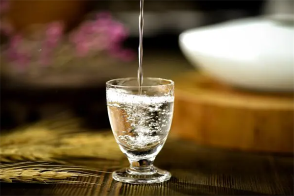 红贵宾白酒