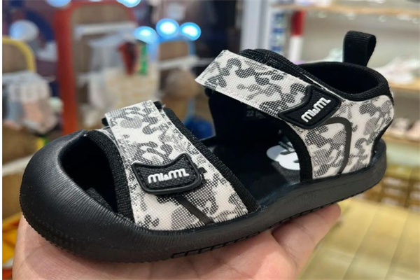 m1m2西班牙童鞋