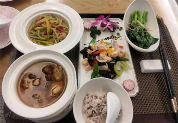 台婴美月子中心